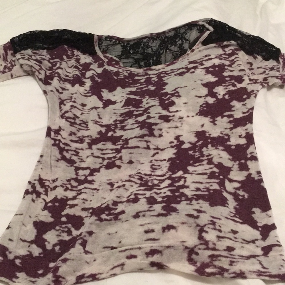 Day trip lace back shirt